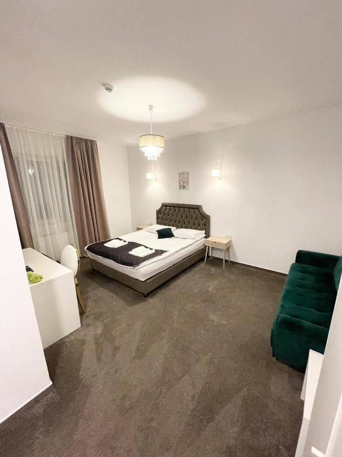 Hotel Cochet Boutique Târgu Jiu Zewnętrze zdjęcie
