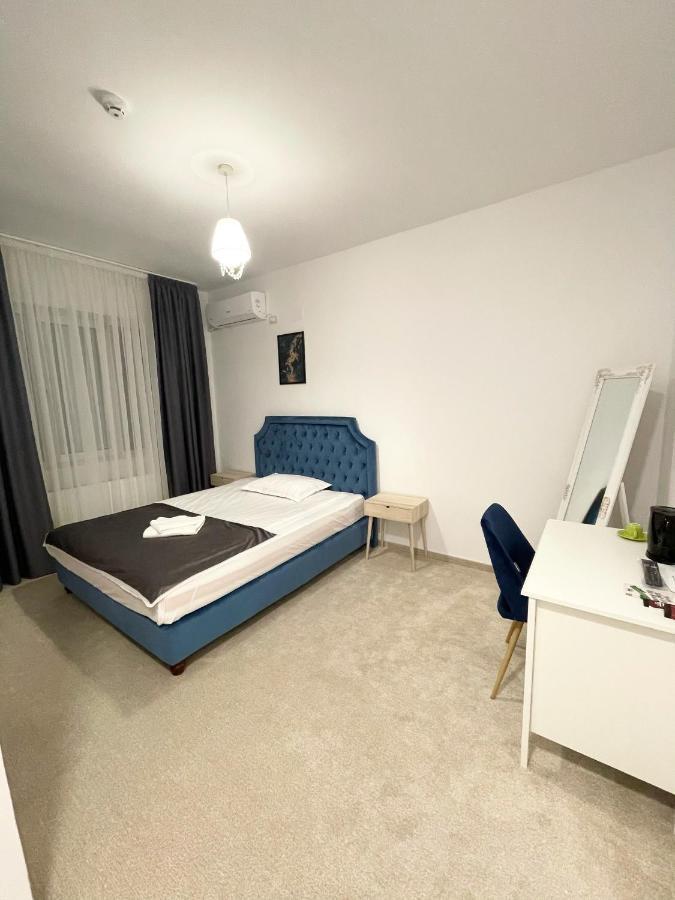 Hotel Cochet Boutique Târgu Jiu Zewnętrze zdjęcie