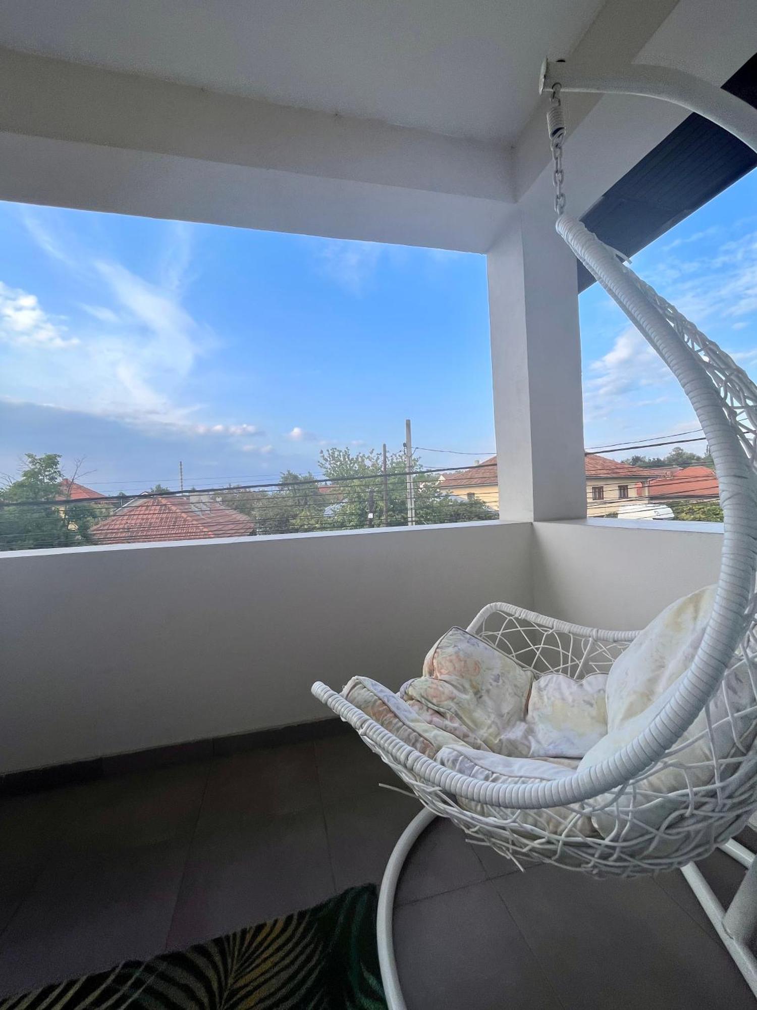 Hotel Cochet Boutique Târgu Jiu Zewnętrze zdjęcie